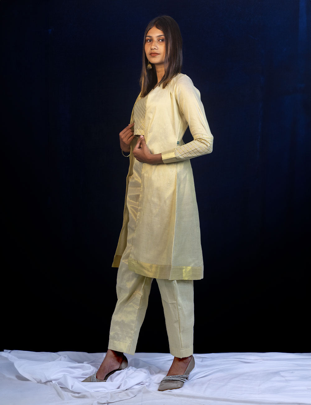 Proudi β Royal Golden Tri-Set of Co Ords & Coat