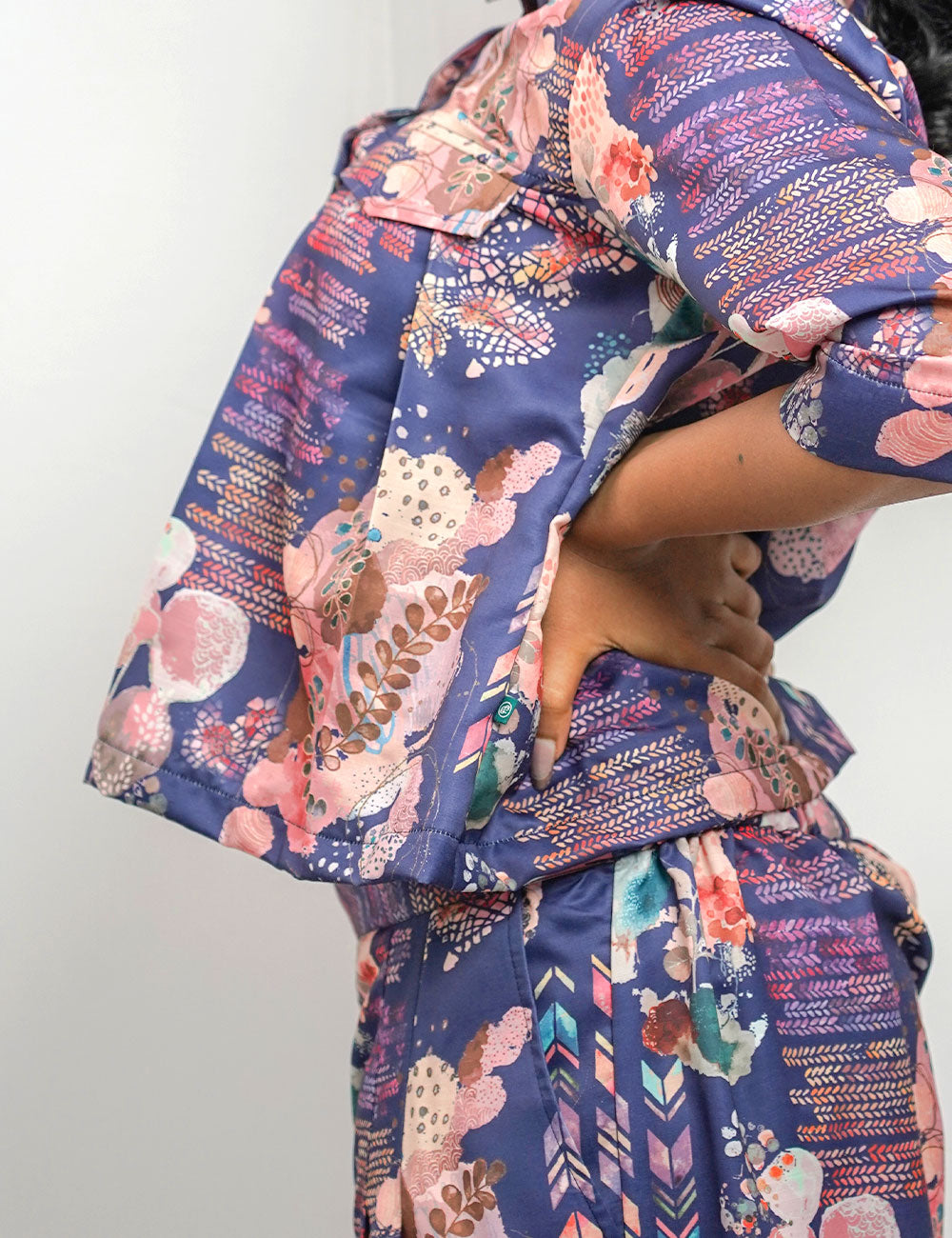 The Belly-Bust Beat – Oxford Blue with Mauve Pink Flowery Co-Ords
