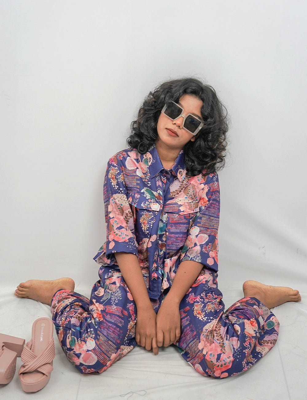 The Belly-Bust Beat – Oxford Blue with Mauve Pink Flowery Co-Ords