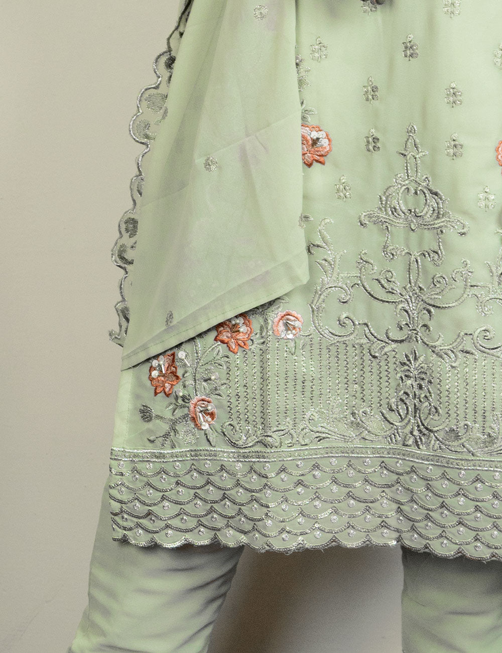 Mumtaaz – Pastel Tea Green Georgette Churidar Set